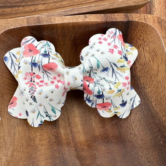 New Handmade Ribbon Clip for Girls Spring Florals - Picture 1 of 2